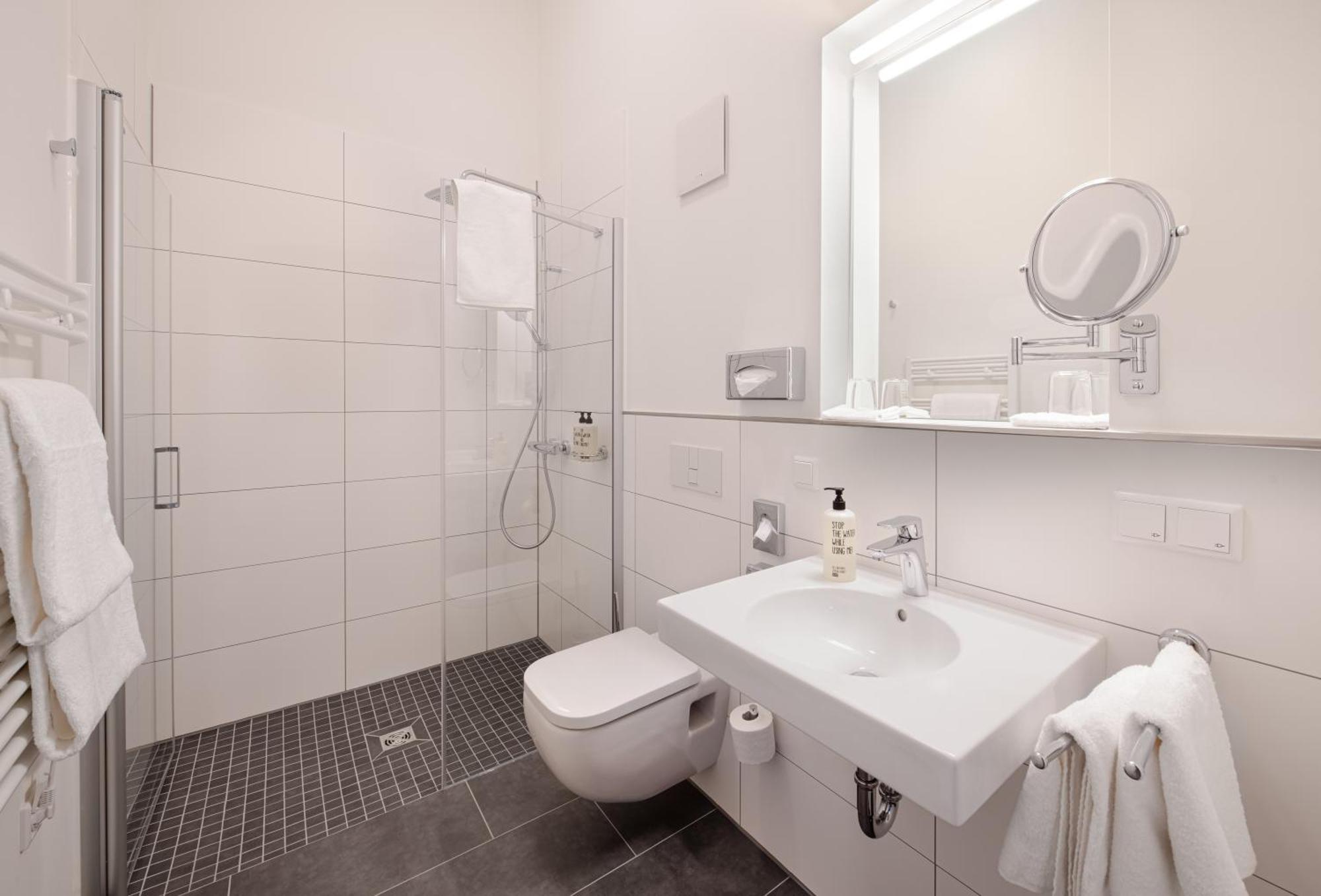 Mintrops Concierge Hotel Essen Phòng bức ảnh